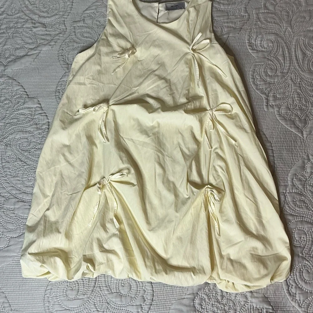 Cream Sheath Dress with Crew Neck for Cocktail Events